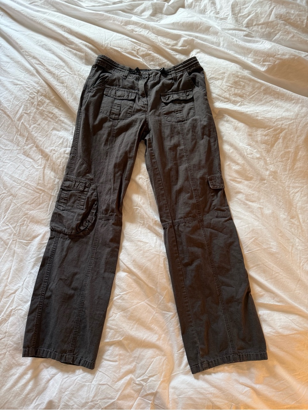 Brandy Melville low rise cargos